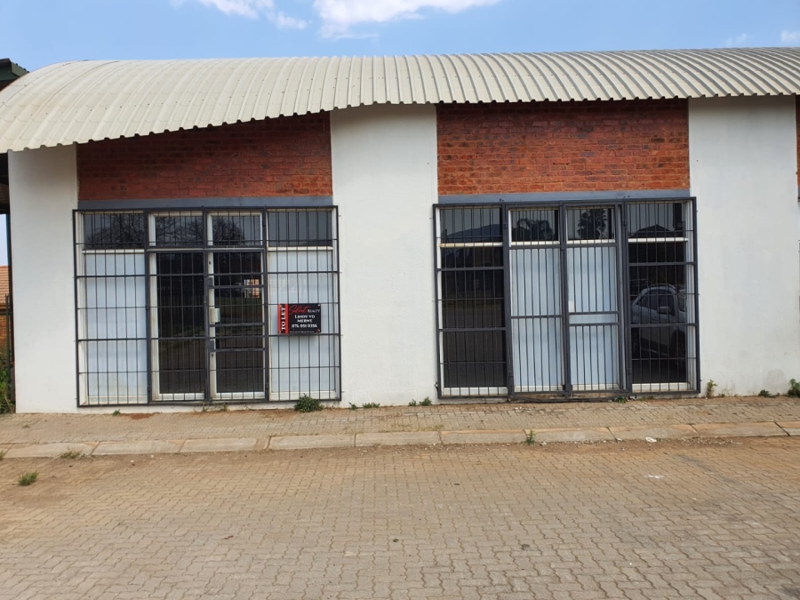 Commercial Property for Sale in Melodie North West